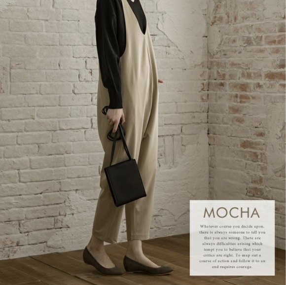 Beautiful Painless flat pumps shoes (Size 6.5) - Picture 3 of 8